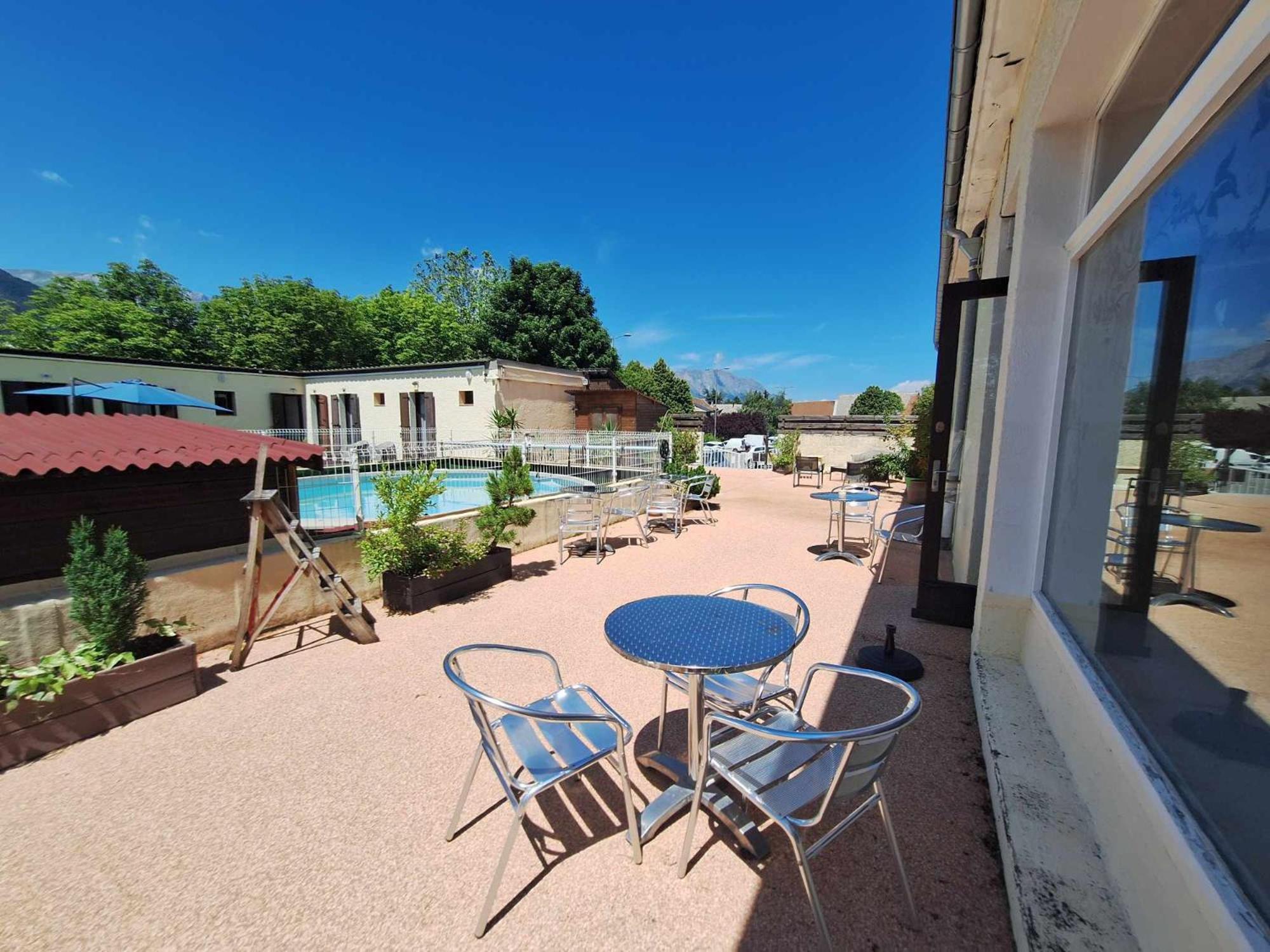Hotel Le Connetable Saint-Bonnet-en-Champsaur Exterior photo